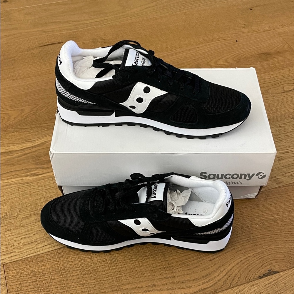Men’s New Jazz Original Saucony Black and White Athletic Shoes